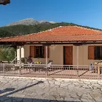 Krinos 3 Appartement Charadhiatika
