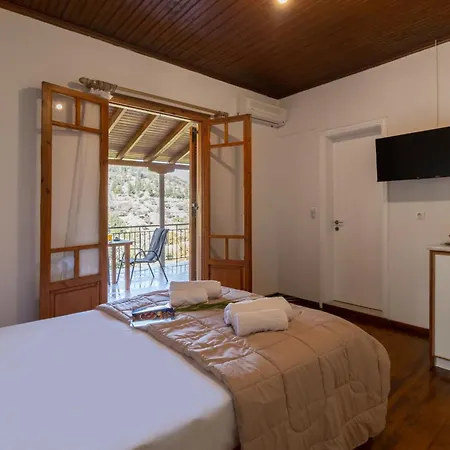 Apartament Krinos 3 Charadhiatika